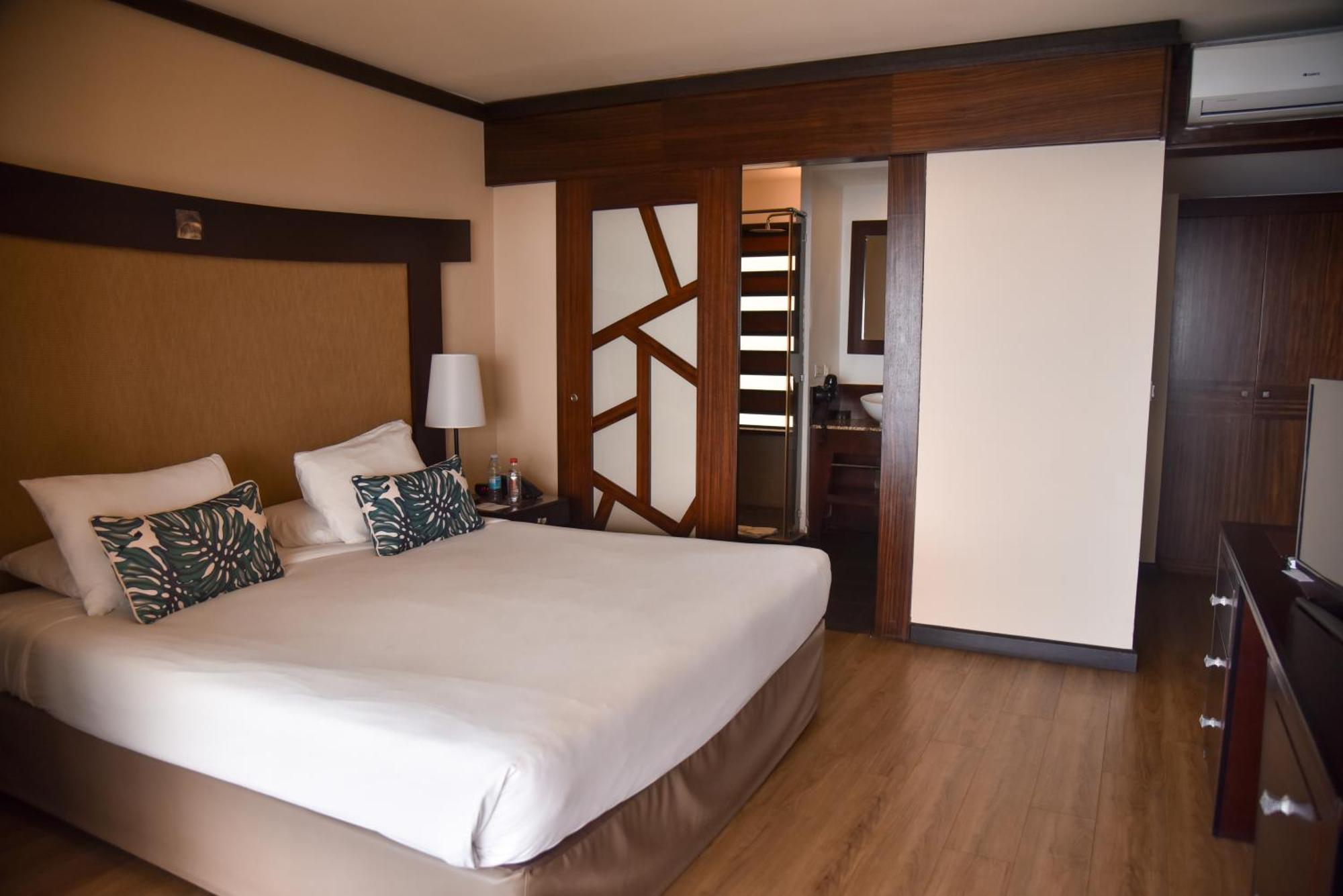 Le Tahiti By Pearl Resorts Papeete  Esterno foto